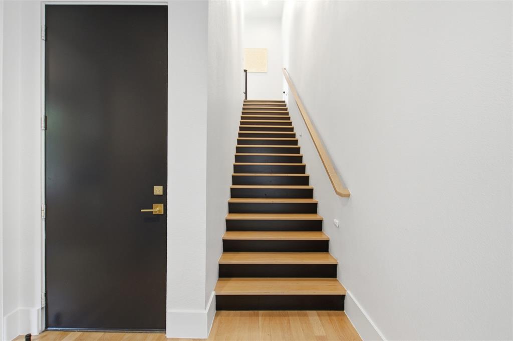 3541 Kalterra, Dallas, TX 75219