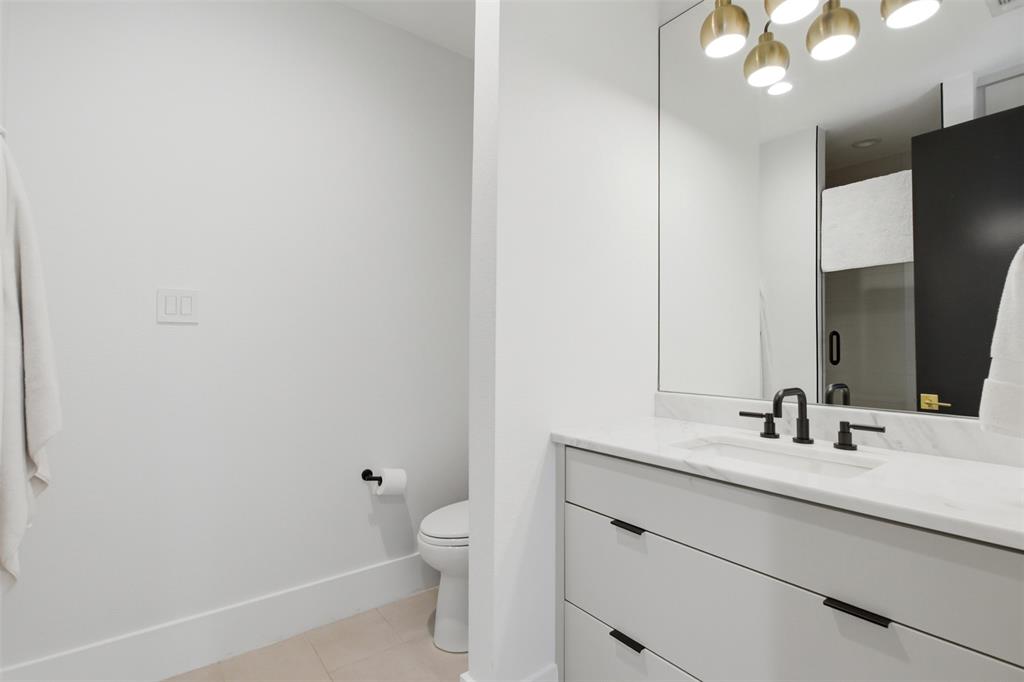 3541 Kalterra, Dallas, TX 75219