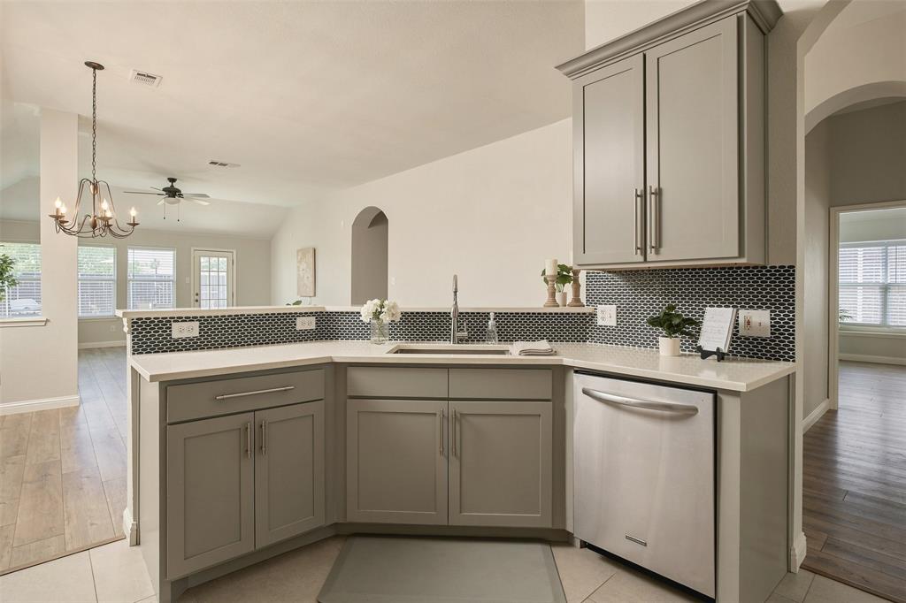6880 Longhorn Trail, Frisco, TX 75034