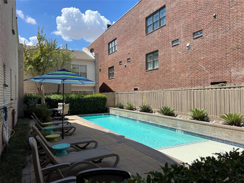 4304 Gilbert Avenue, Dallas, TX 75219