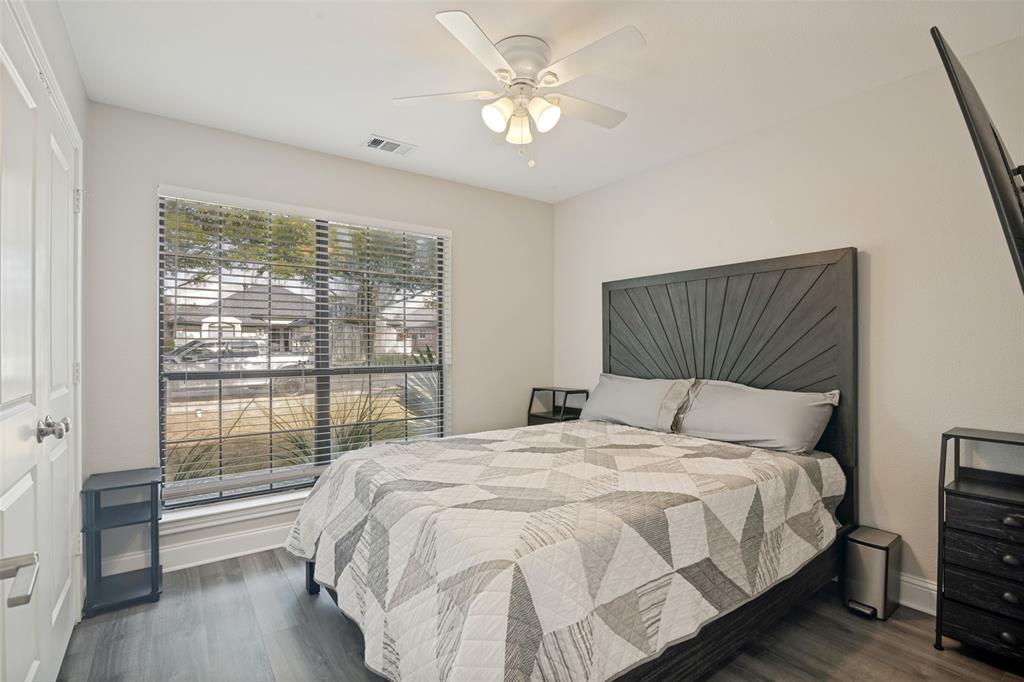 secondary bedroom