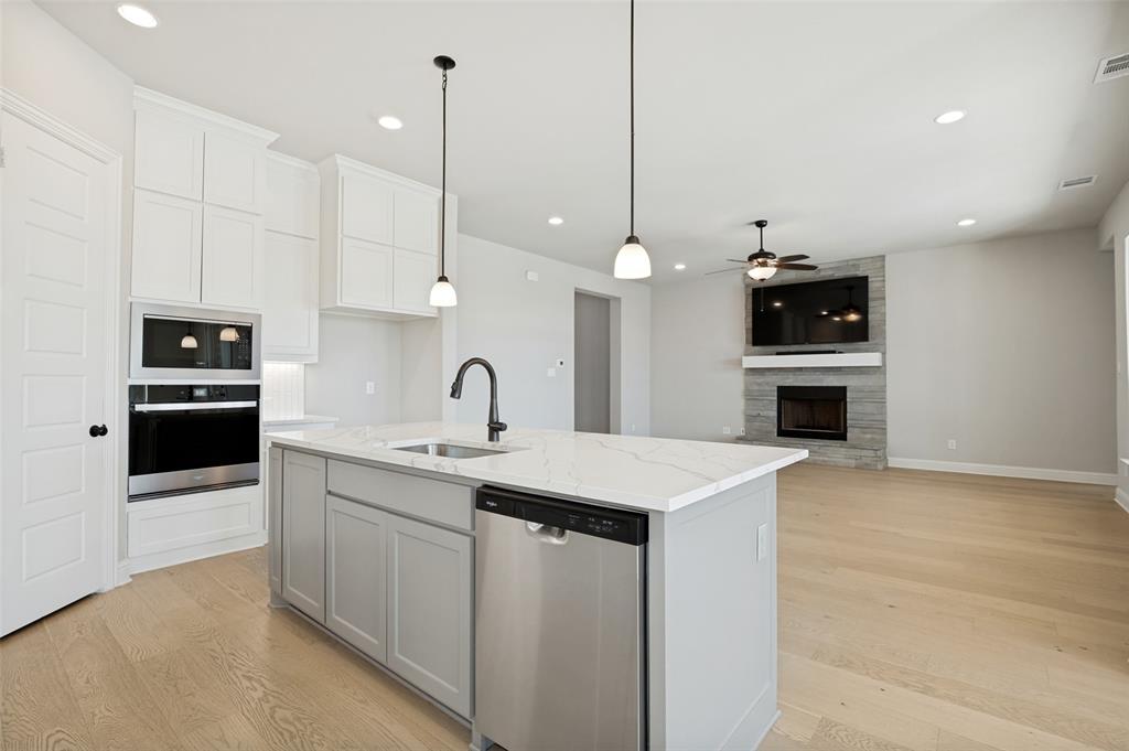 3266 Arbor Grove Trail, Midlothian, TX 76065 3266 Arbor Grove Trail, Midlothian, TX 76065