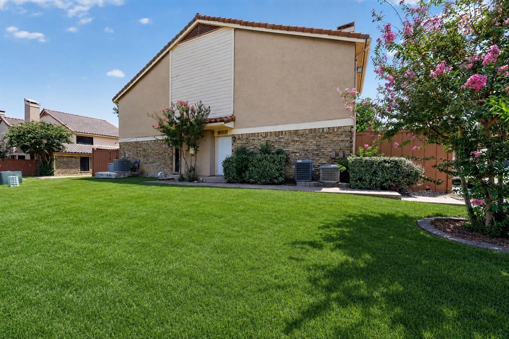 2632 Piedras, Irving, TX 75038