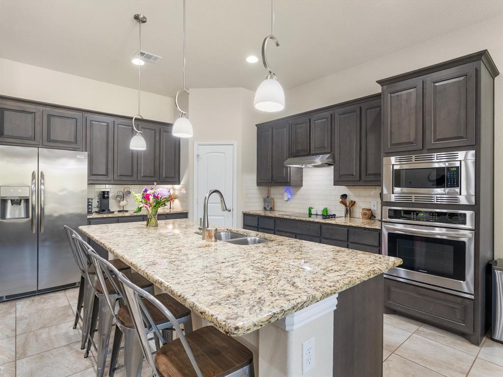 1231 Christie Lane, Terrell, TX 75161