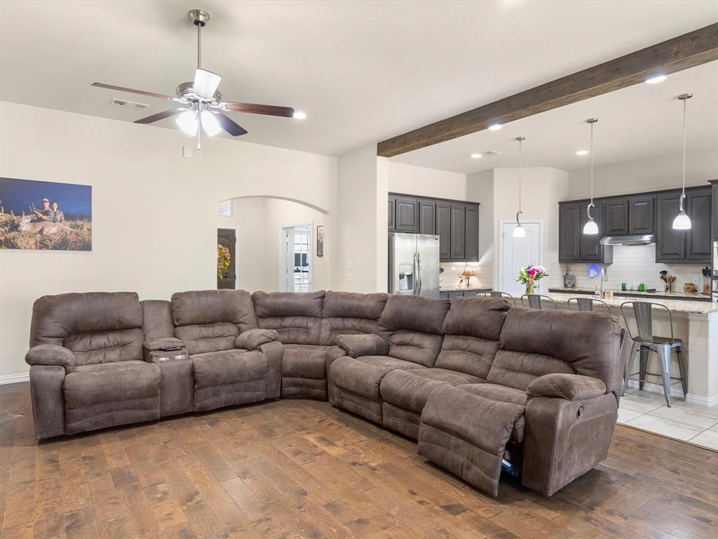 1231 Christie Lane, Terrell, TX 75161