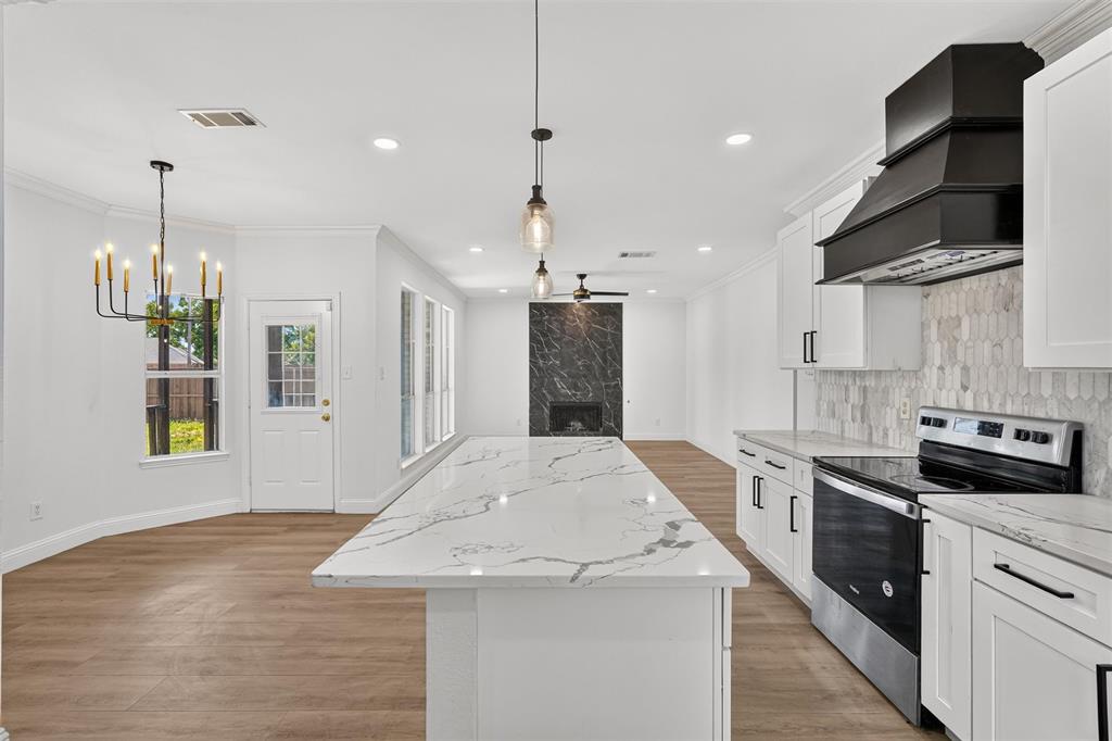 3402 Seabreeze Drive, Rowlett, TX 75088