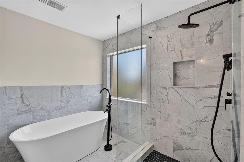 3402 Seabreeze Drive, Rowlett, TX 75088