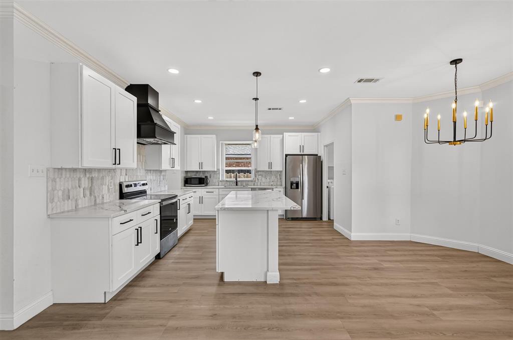 3402 Seabreeze Drive, Rowlett, TX 75088