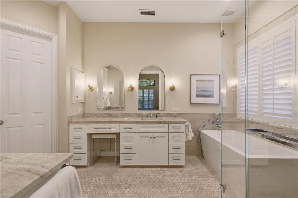 2324 Harrisburg Lane, Plano, TX 75025