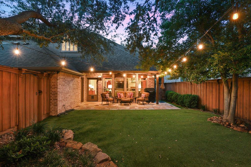 2324 Harrisburg Lane, Plano, TX 75025