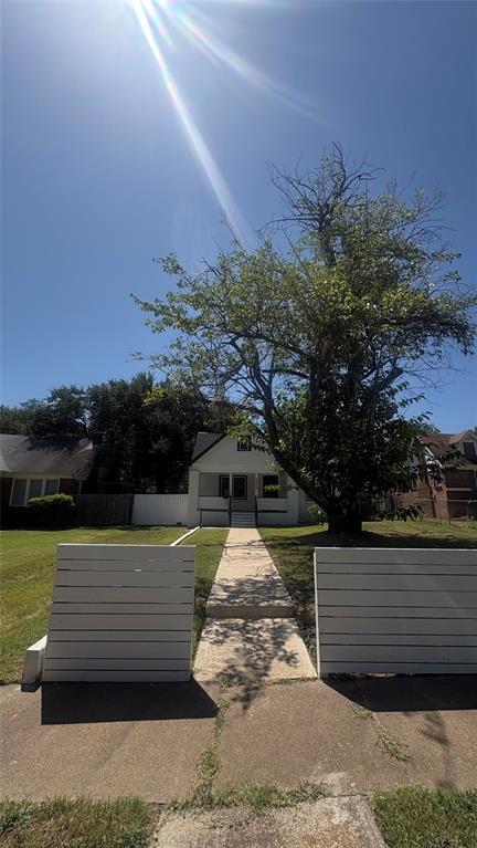2806 Windsor Avenue, Waco, TX 76708