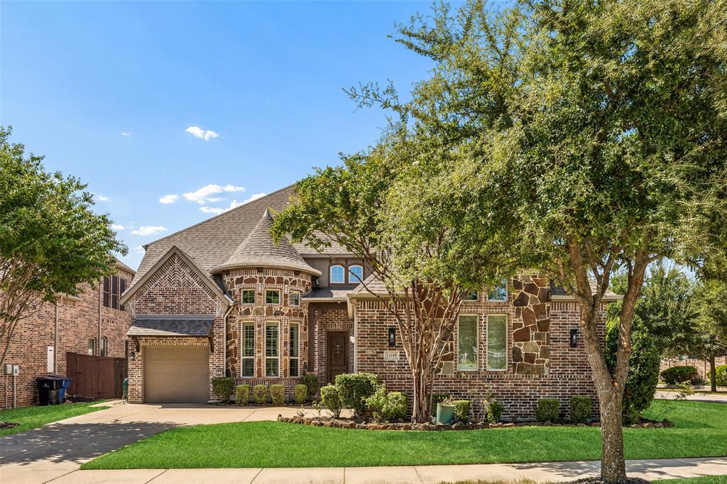 Home is located in the exclusive Richwoods community