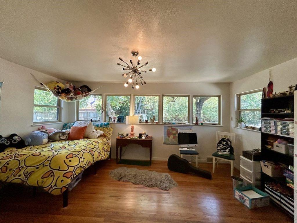 6522 Royal Lane, Dallas, TX 75230