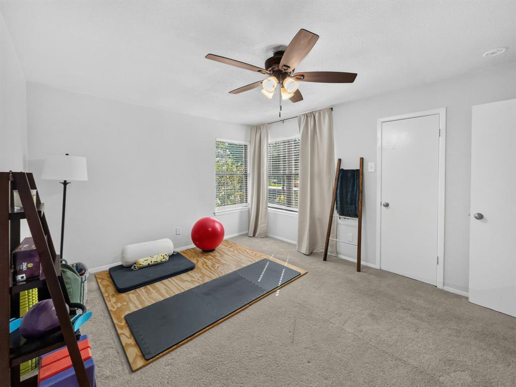 14800 Enterprise Drive, #14B, Farmers Branch, TX 75234