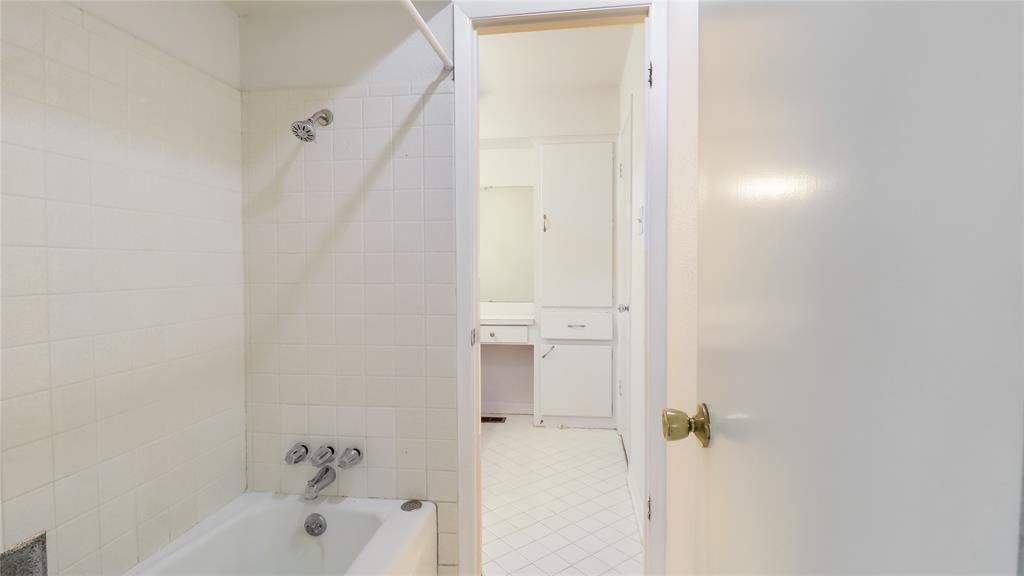 1526 Charleston Drive, Garland, TX 75041