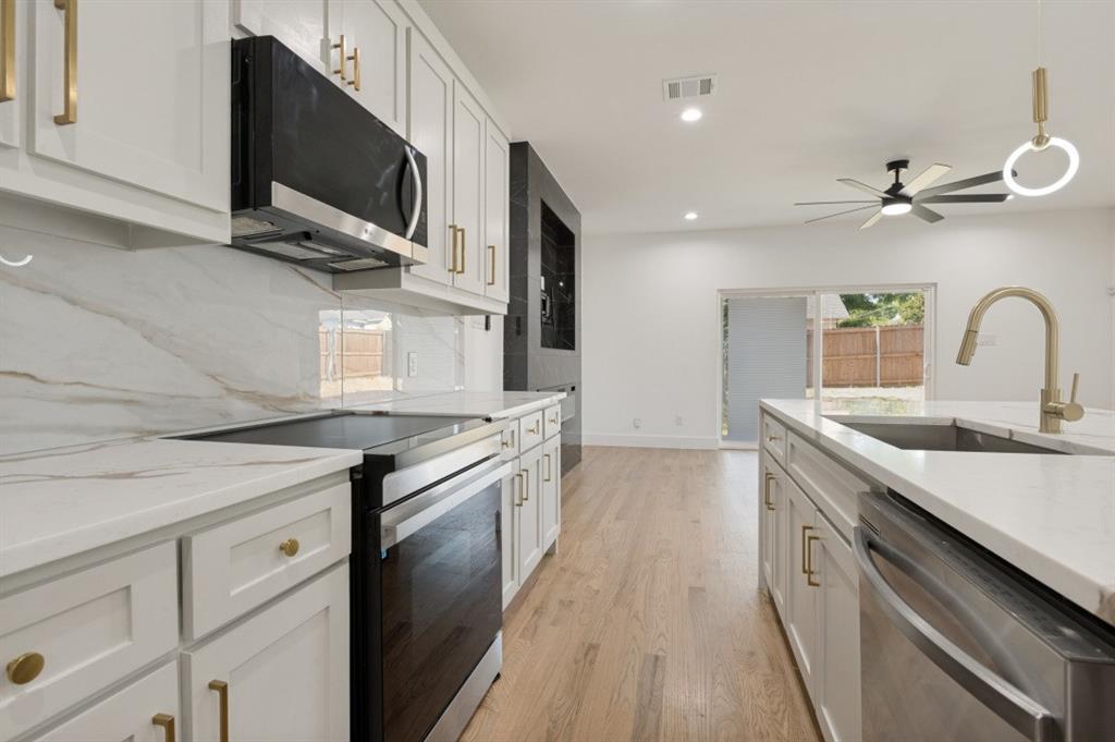 3728 Mount Ranier Street, Dallas, TX 75211