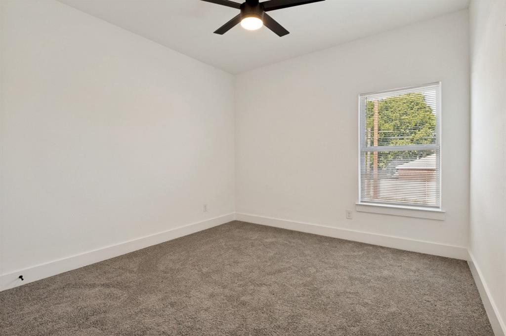 3728 Mount Ranier Street, Dallas, TX 75211