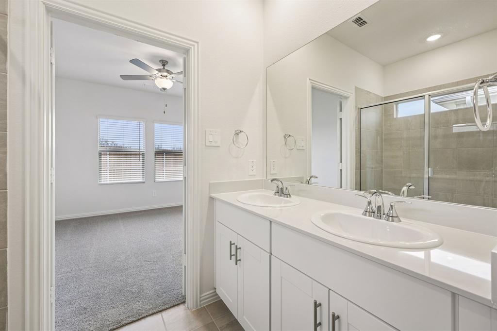 Photo is not of the actual home, but is an inspirational photo of builder’s model home and may depict options, furnishings, and/or decorator features that are not included.