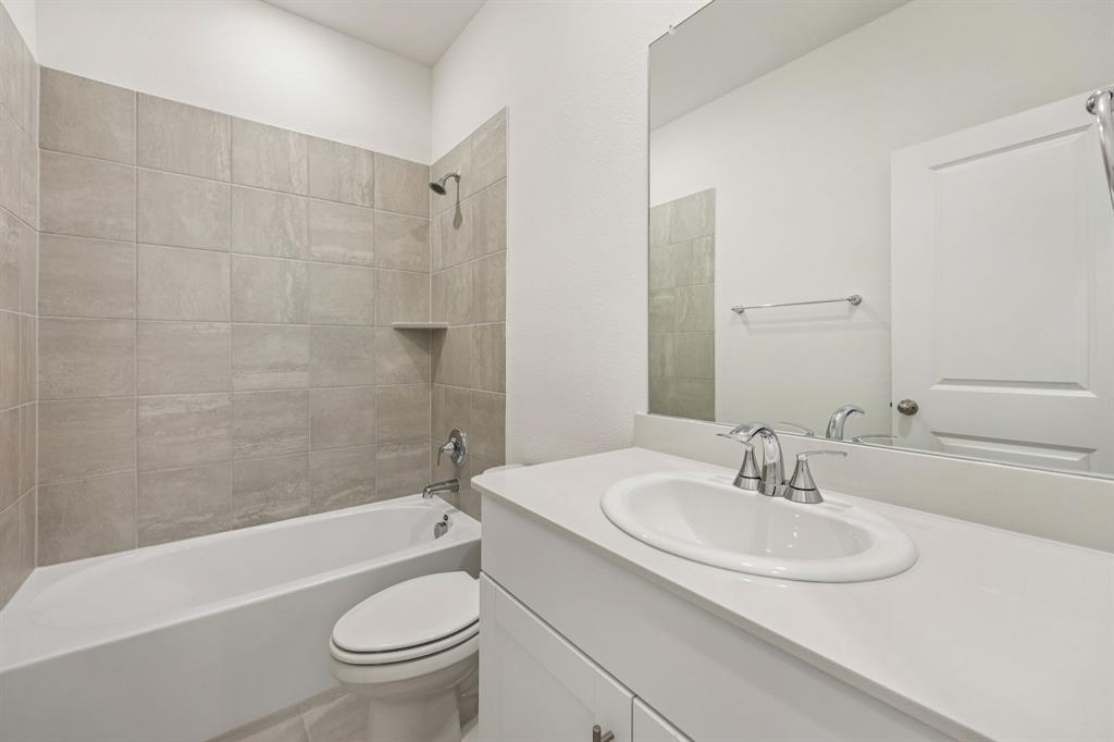Photo is not of the actual home, but is an inspirational photo of builder’s model home and may depict options, furnishings, and/or decorator features that are not included.