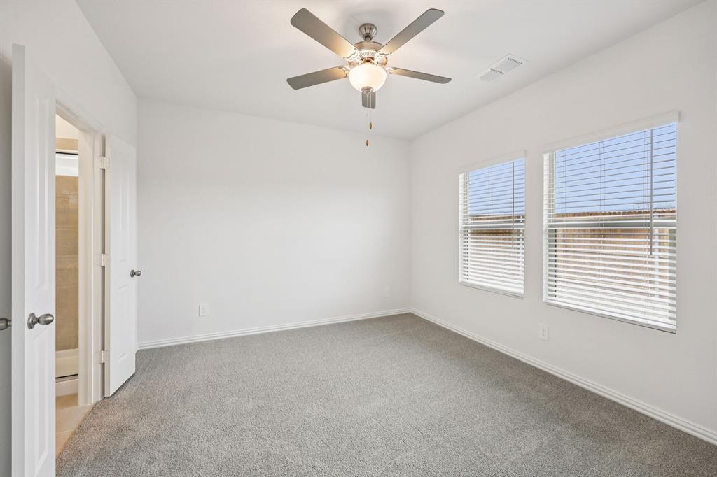Photo is not of the actual home, but is an inspirational photo of builder’s model home and may depict options, furnishings, and/or decorator features that are not included.