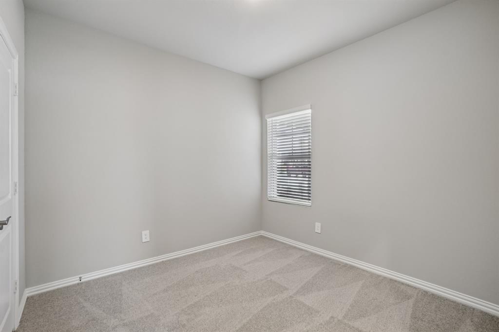 Photo is not of the actual home, but is an inspirational photo of builder’s model home and may depict options, furnishings, and/or decorator features that are not included.