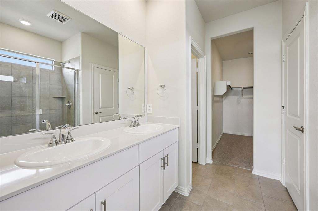 Photo is not of the actual home, but is an inspirational photo of builder’s model home and may depict options, furnishings, and/or decorator features that are not included.