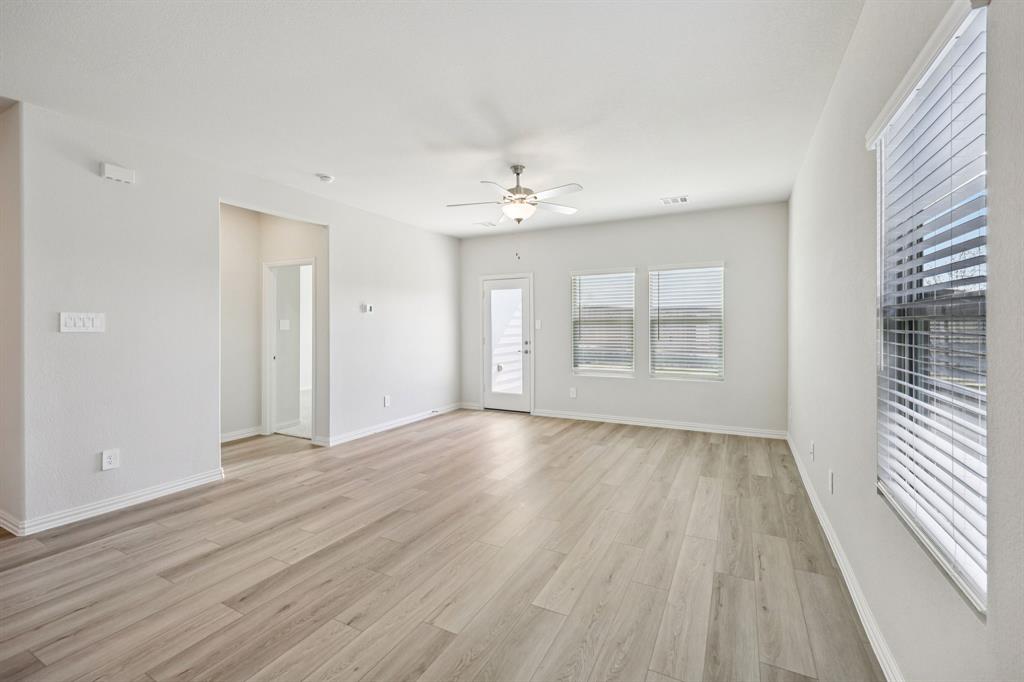 Photo is not of the actual home, but is an inspirational photo of builder’s model home and may depict options, furnishings, and/or decorator features that are not included.