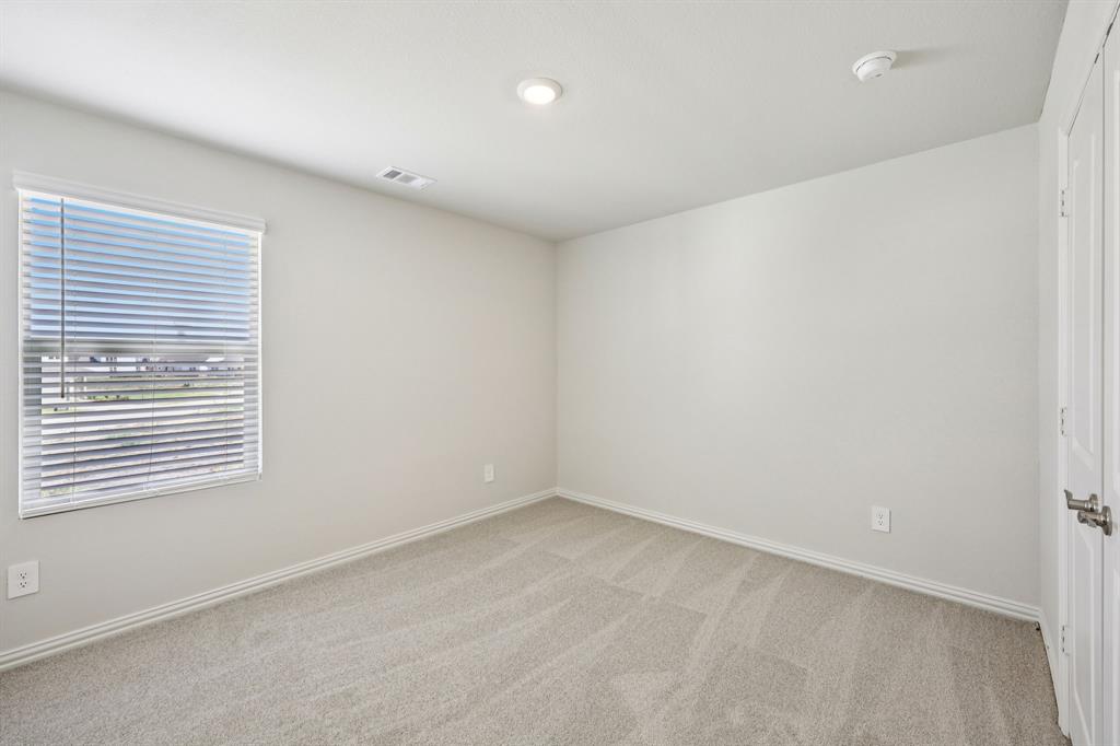Photo is not of the actual home, but is an inspirational photo of builder’s model home and may depict options, furnishings, and/or decorator features that are not included.