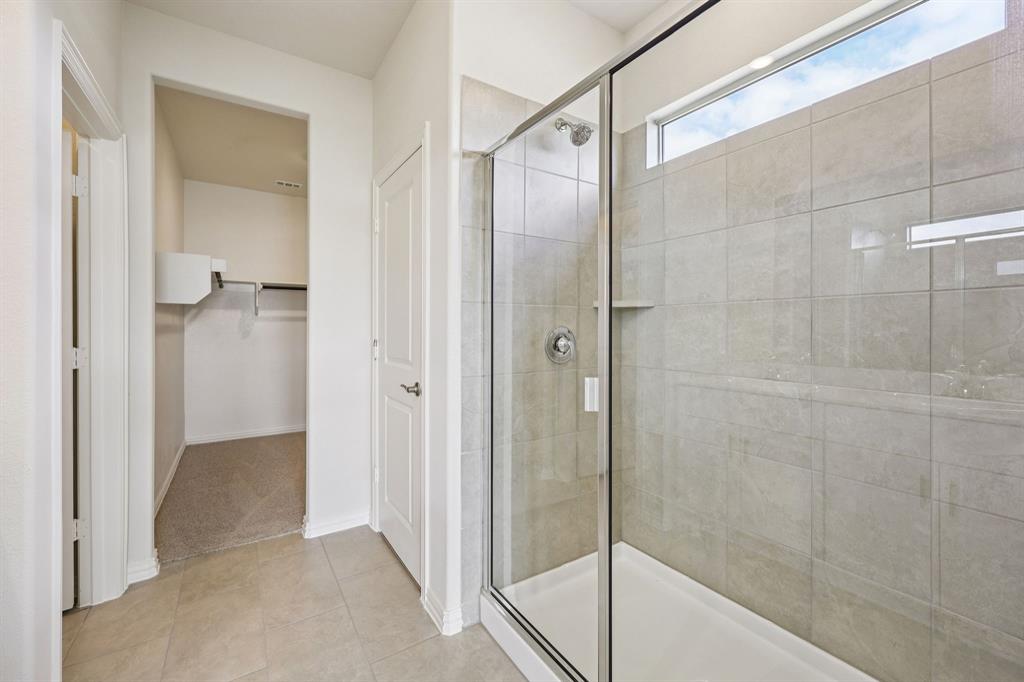 Photo is not of the actual home, but is an inspirational photo of builder’s model home and may depict options, furnishings, and/or decorator features that are not included.