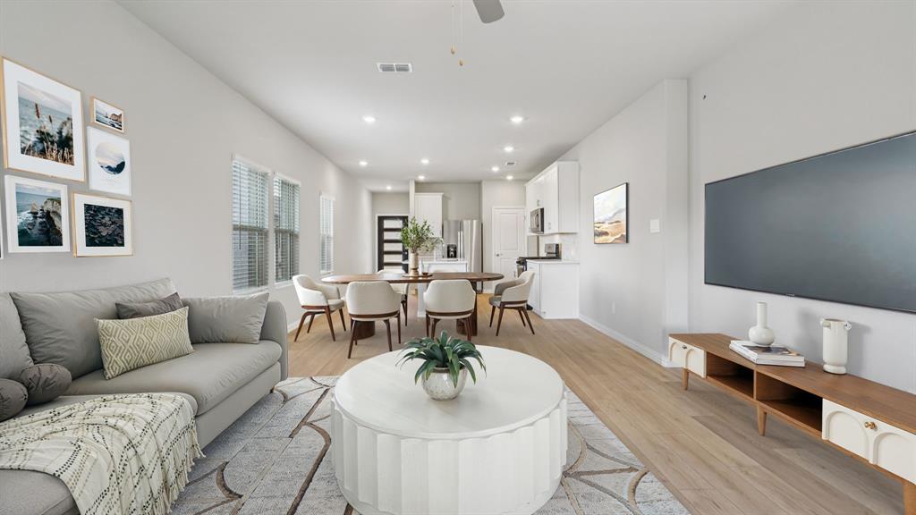 Photo is not of the actual home, but is an inspirational photo of builder’s model home and may depict options, furnishings, and/or decorator features that are not included.