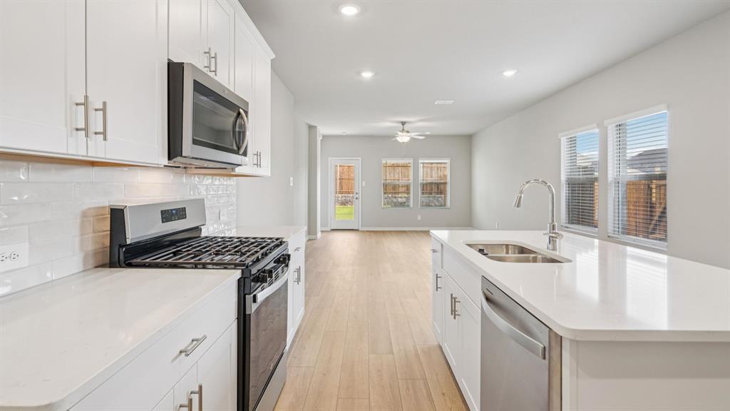 Photo is not of the actual home, but is an inspirational photo of builder’s model home and may depict options, furnishings, and/or decorator features that are not included.