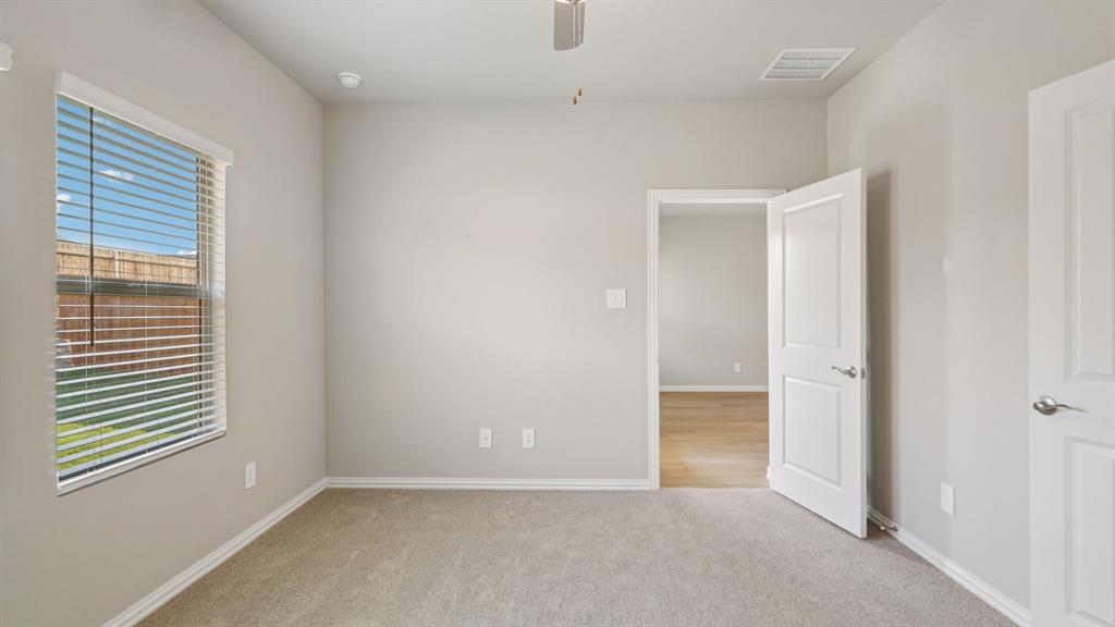 Photo is not of the actual home, but is an inspirational photo of builder’s model home and may depict options, furnishings, and/or decorator features that are not included.