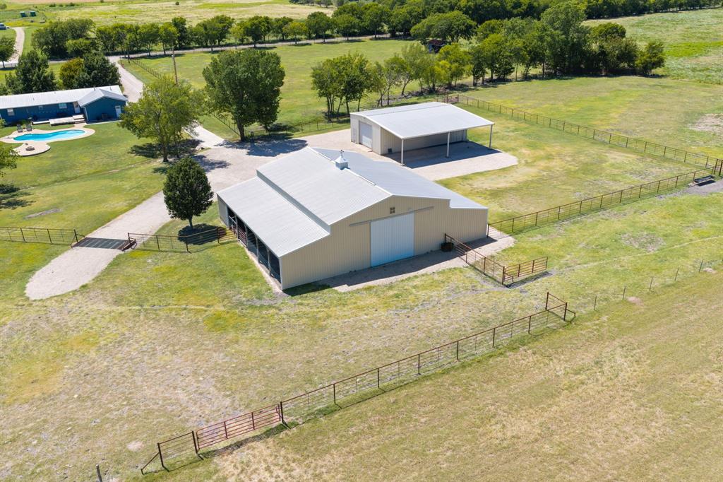 257 Bud Run Road, Waxahachie, TX 75165