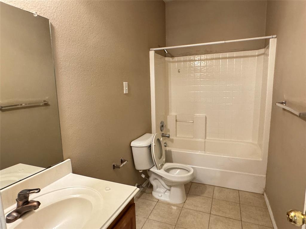 4001 Hawkins Drive, McKinney, TX 75072