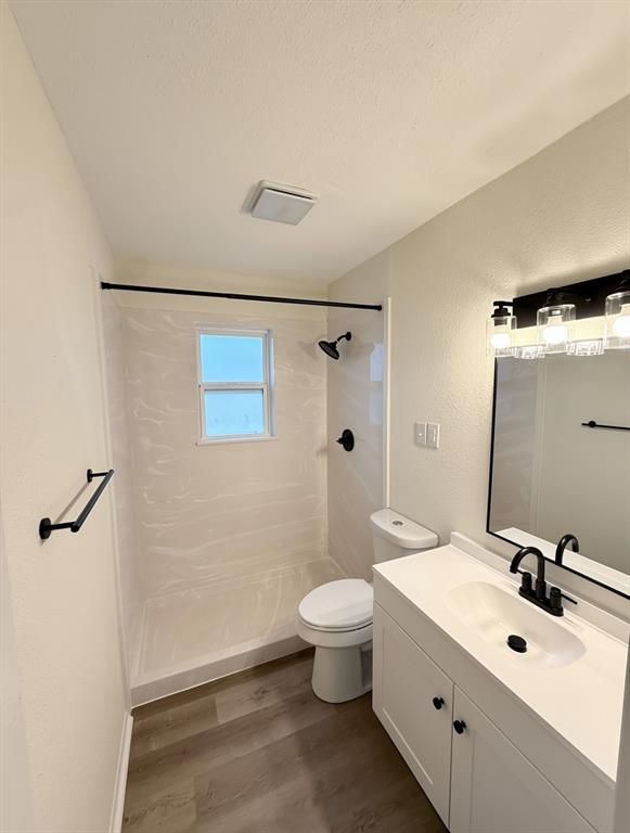 102 George Hopper Road, Midlothian, TX 76065