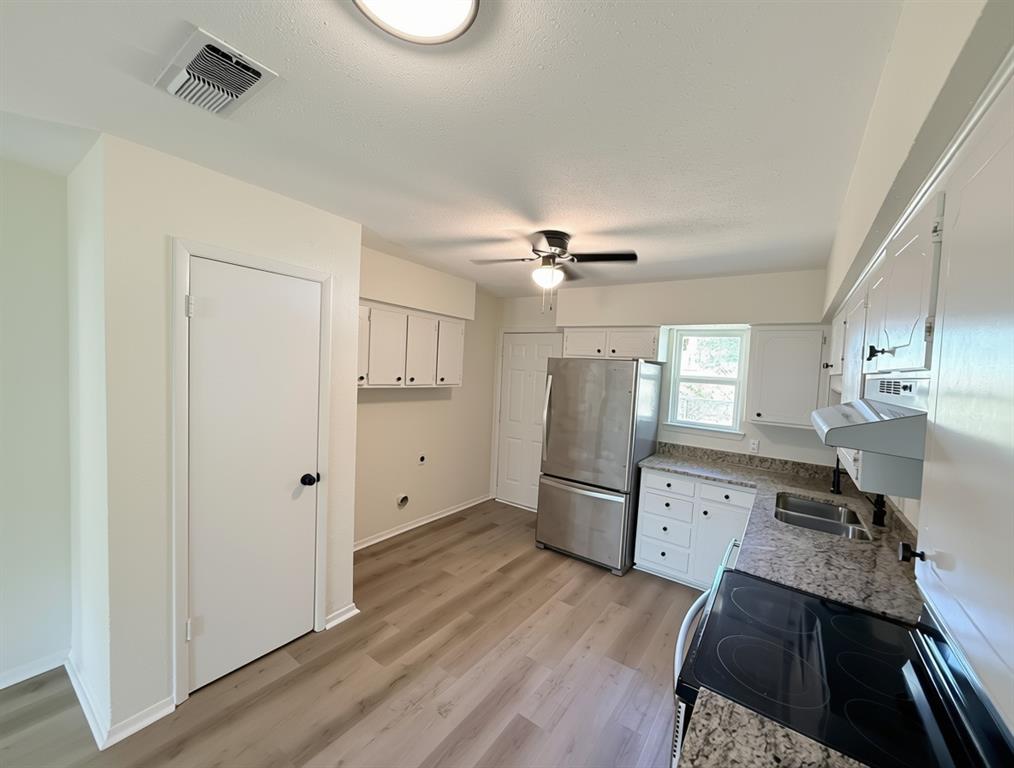 102 George Hopper Road, Midlothian, TX 76065 102 George Hopper Road, Midlothian, TX 76065