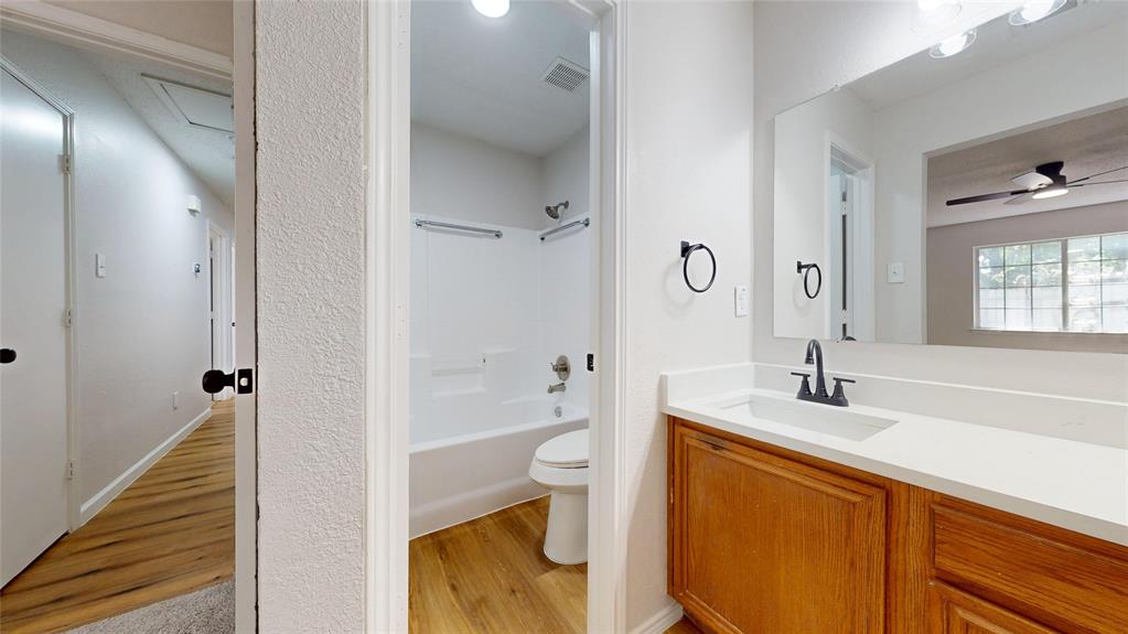 1532 Marion Drive, Dallas, TX 75211