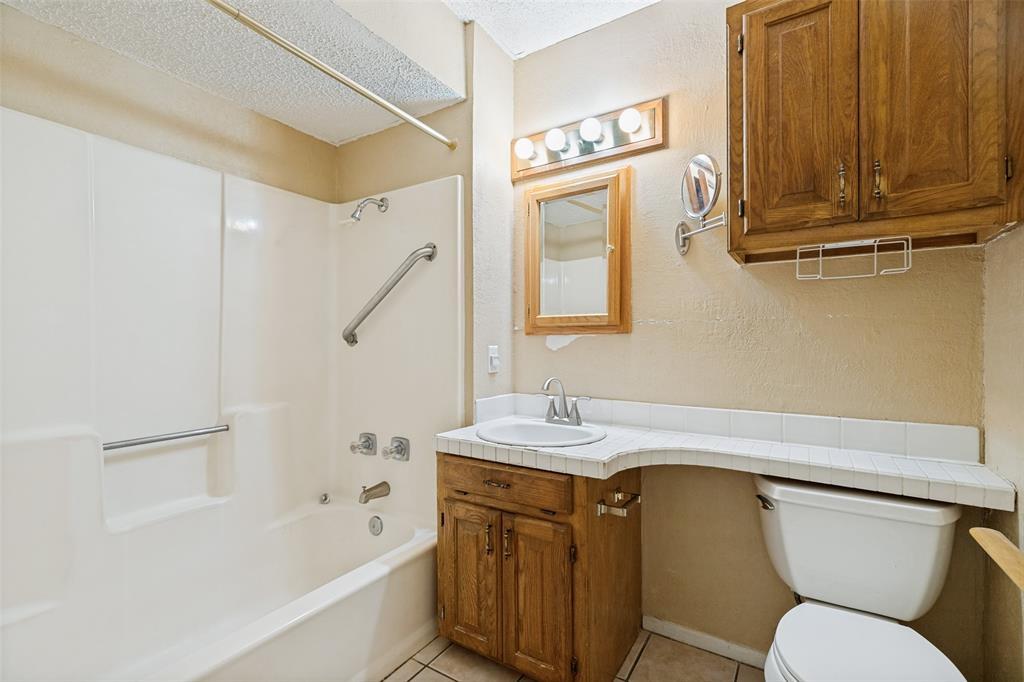 2689 FM 1569, Greenville, TX 75401