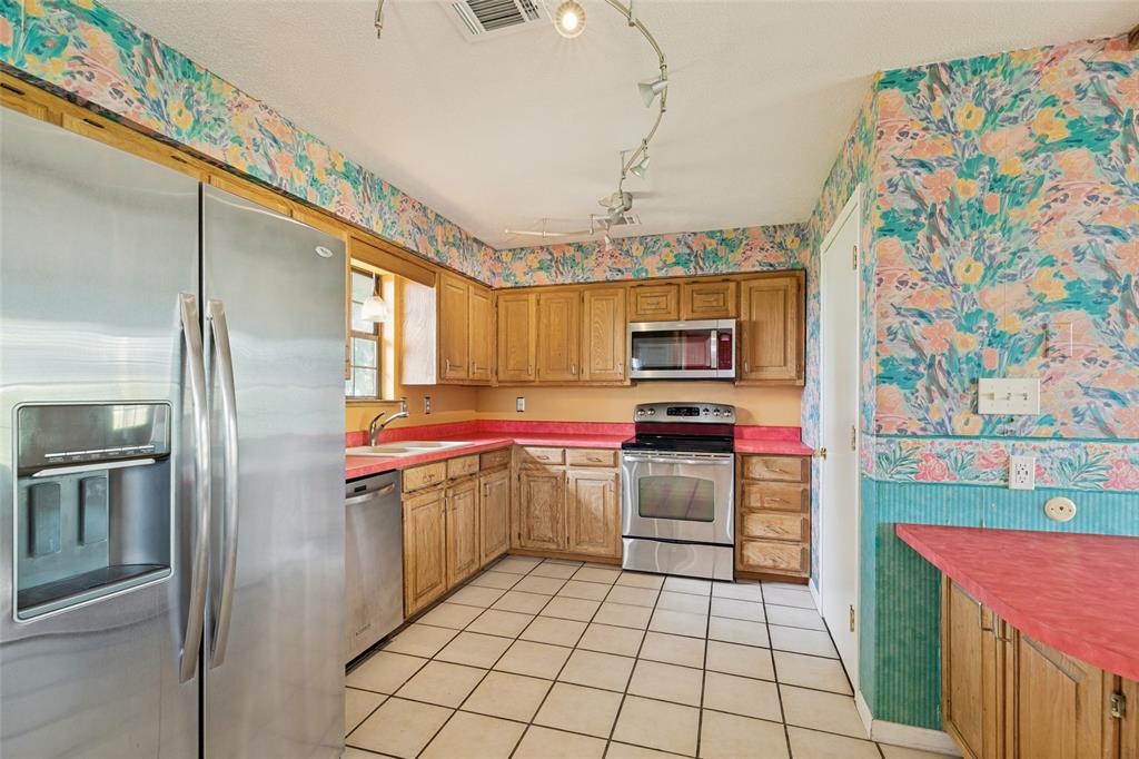 2689 FM 1569, Greenville, TX 75401