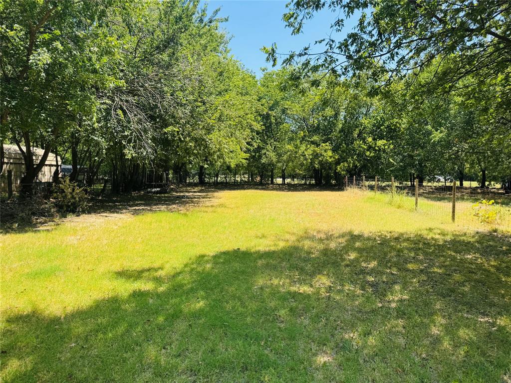 1210 S Clements Street, Gainesville, TX 76240