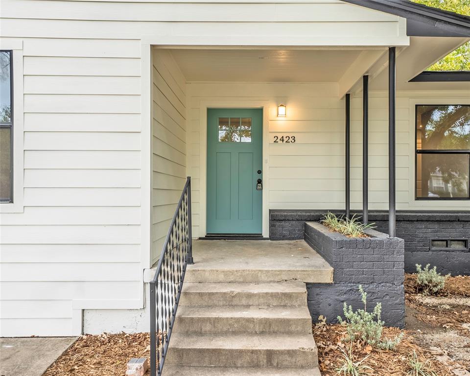 2423 Fenwick Drive, Dallas, TX 75228