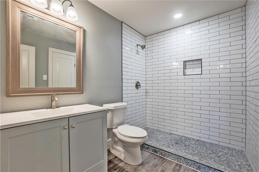 2423 Fenwick Drive, Dallas, TX 75228