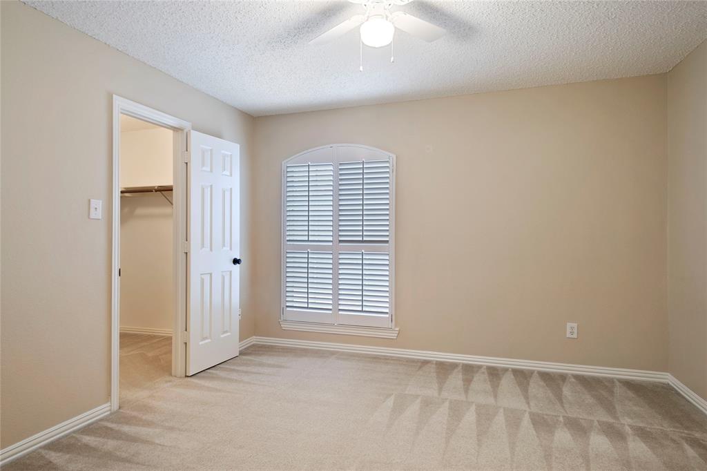 3777 Meadowcreek Circle, Addison, TX 75001
