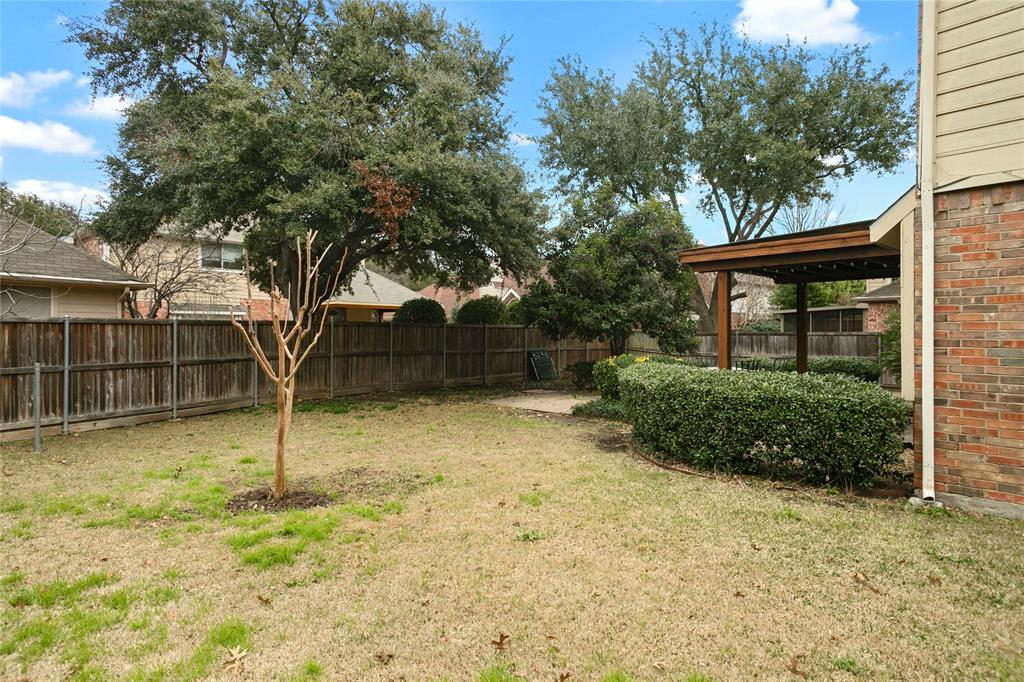 3777 Meadowcreek Circle, Addison, TX 75001