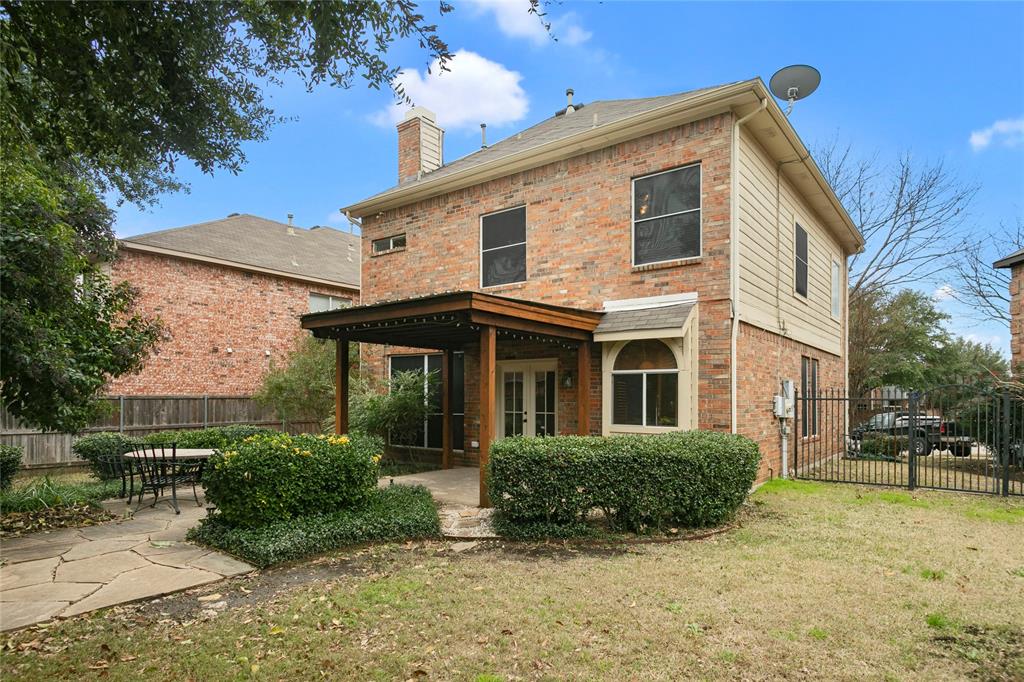 3777 Meadowcreek Circle, Addison, TX 75001