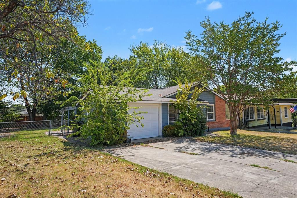 1002 Pampa Drive, Mesquite, TX 75149