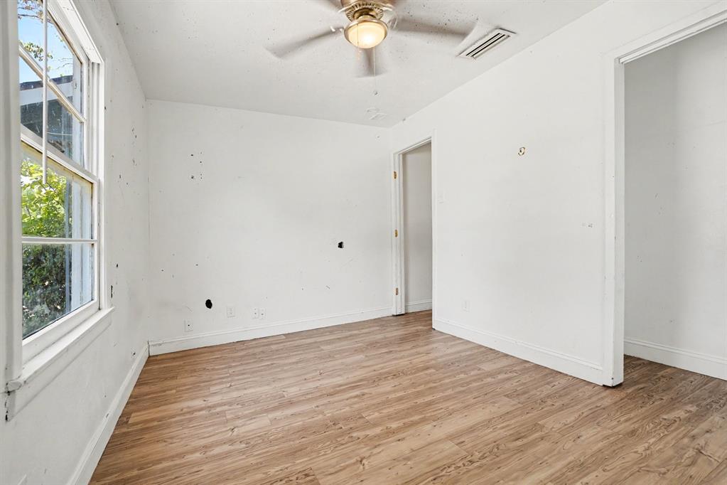 1002 Pampa Drive, Mesquite, TX 75149