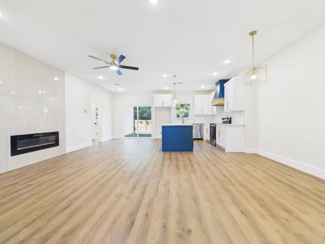 1202 Phoenix Drive, Athens, TX 75751 1202 Phoenix Drive, Athens, TX 75751