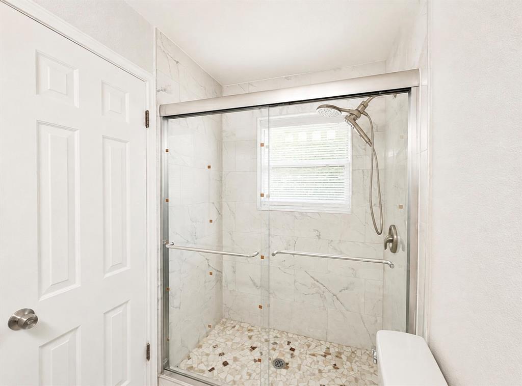 4142 Victoria Street, Irving, TX 75062