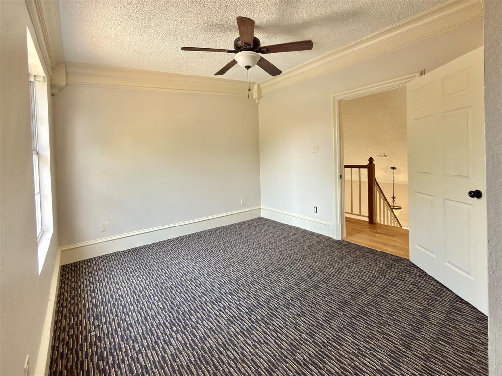 418 Newberry Street, Grand Prairie, TX 75052